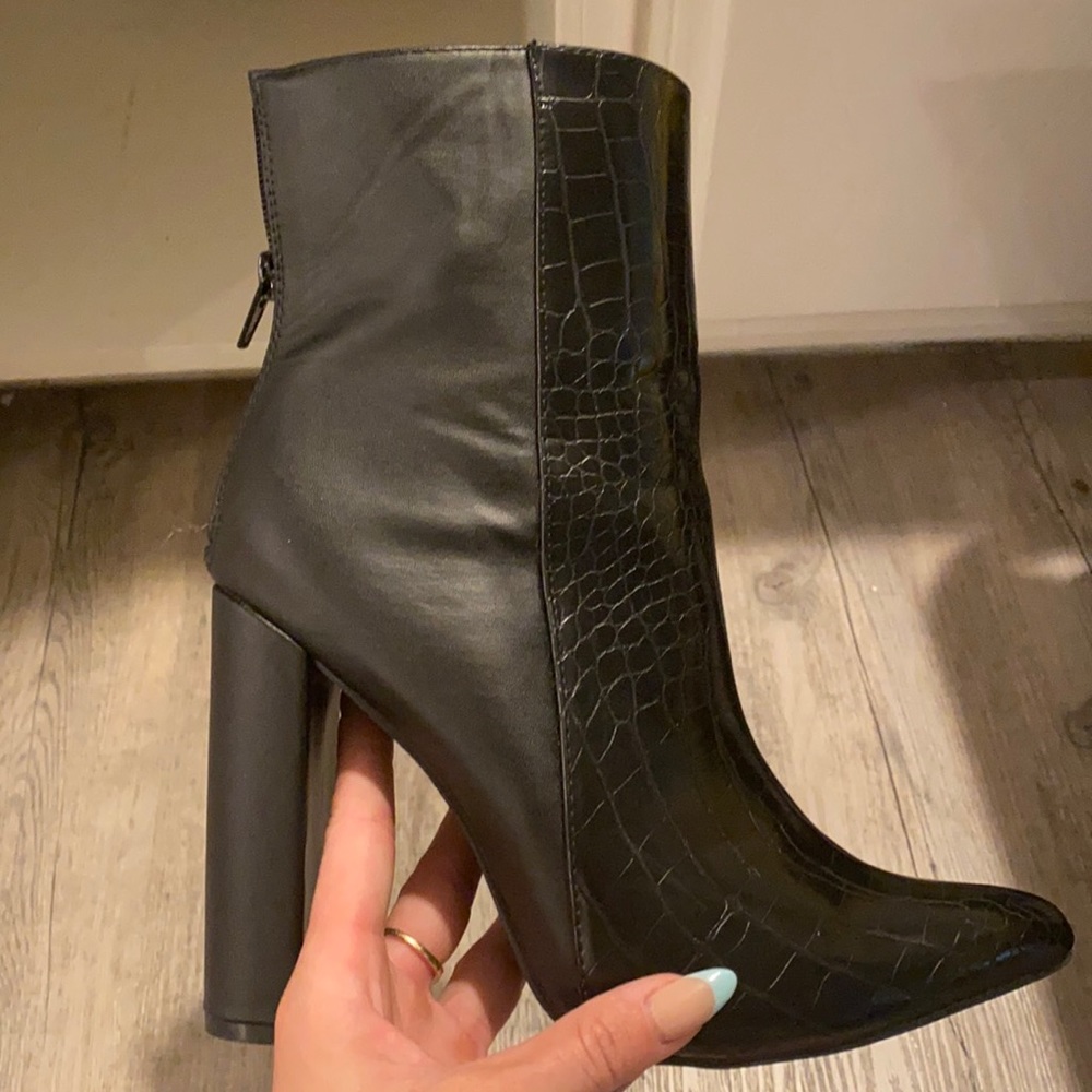 Lulus Black Ankle Boots